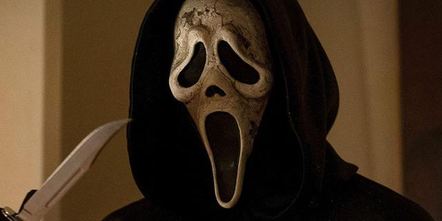 Scream Vi Still Reveals Tattered Ghostface Mask Directors Address Neve