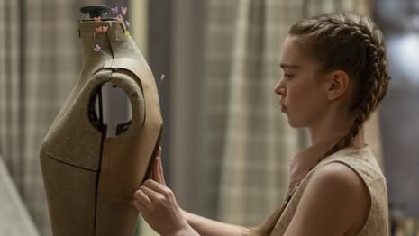 Carrie First Look Reveals Mike Flanagan's Modern Reimagining Of Stephen King's Debut Novel