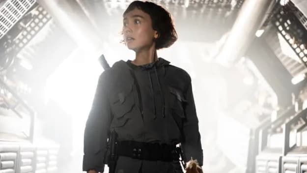 ALIEN: EARTH Poster Spotlights Sydney Chandler's Wendy And Her Team Of Synthetic Soldiers