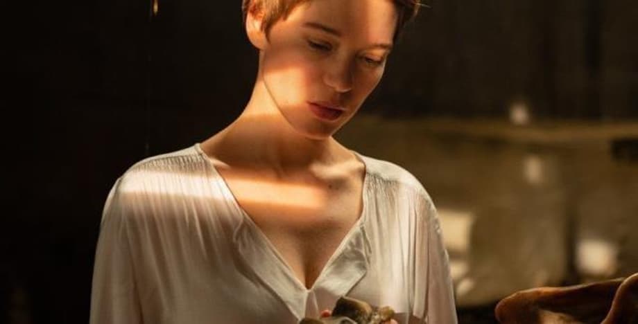 David Cronenberg's CRIMES OF THE FUTURE Sets Official Release Date; Check Out Three New Stills